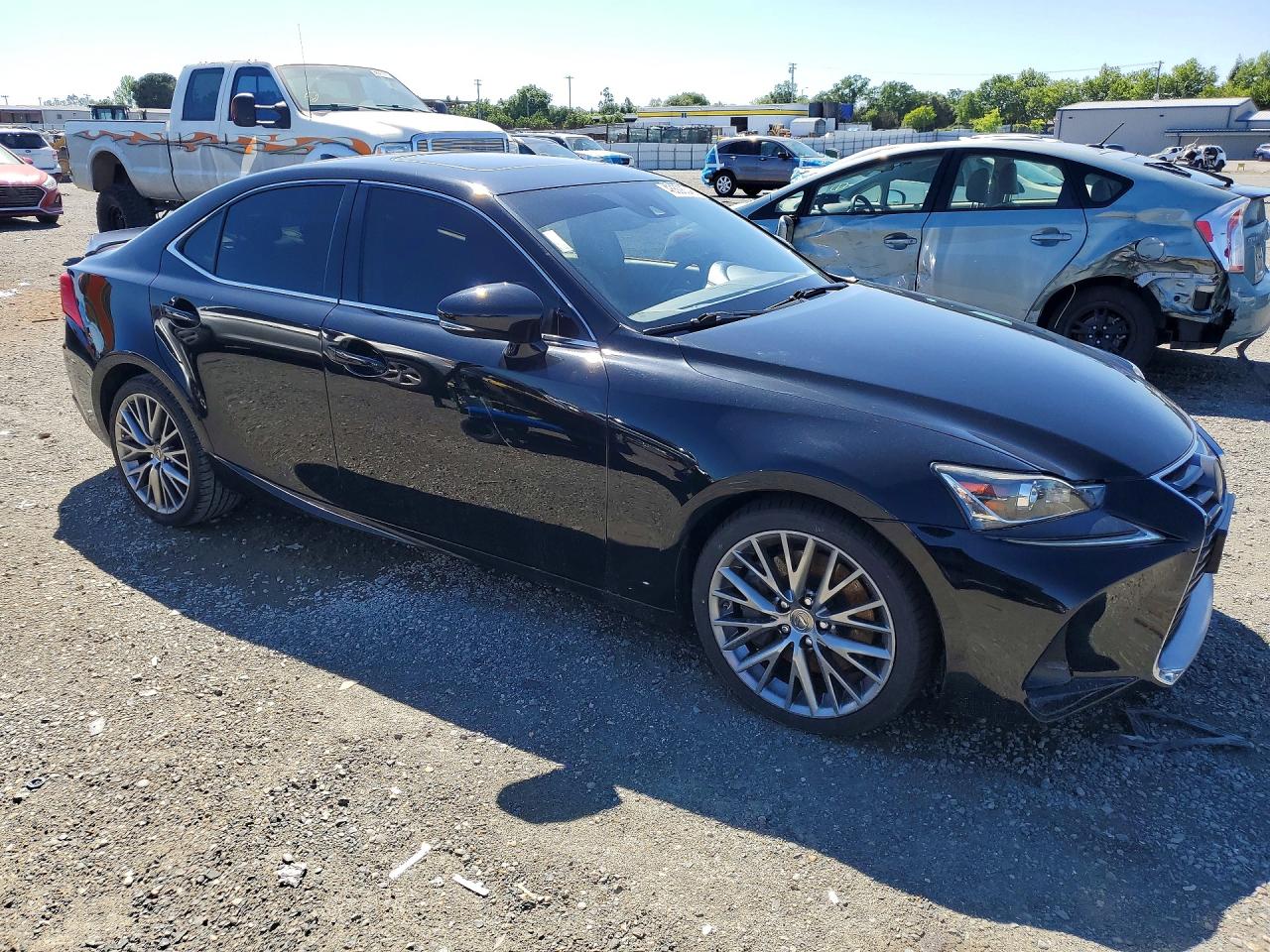 2017 LEXUS IS 300 BASE — снимка 4