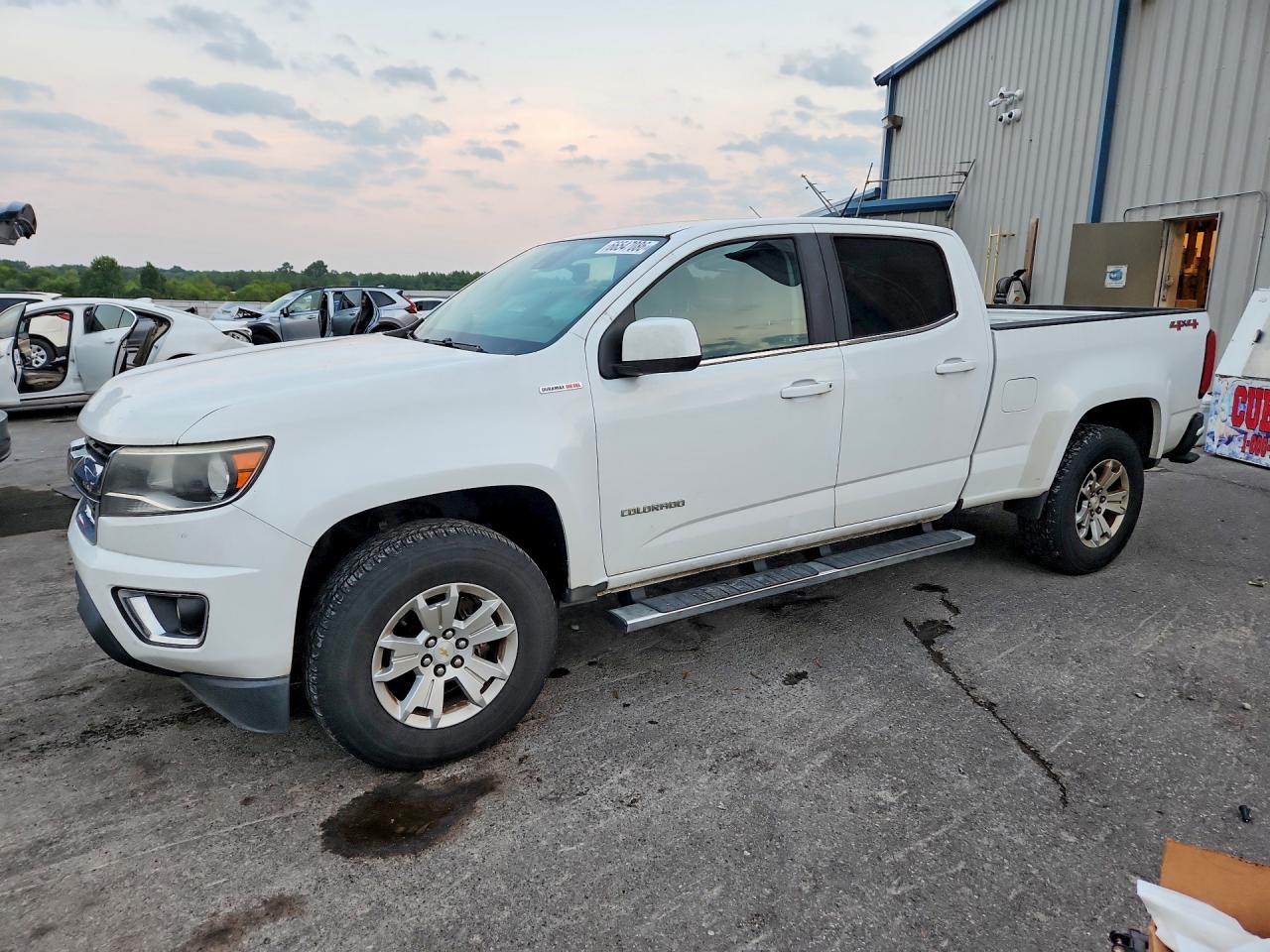 2017 CHEVROLET COLORADO LT