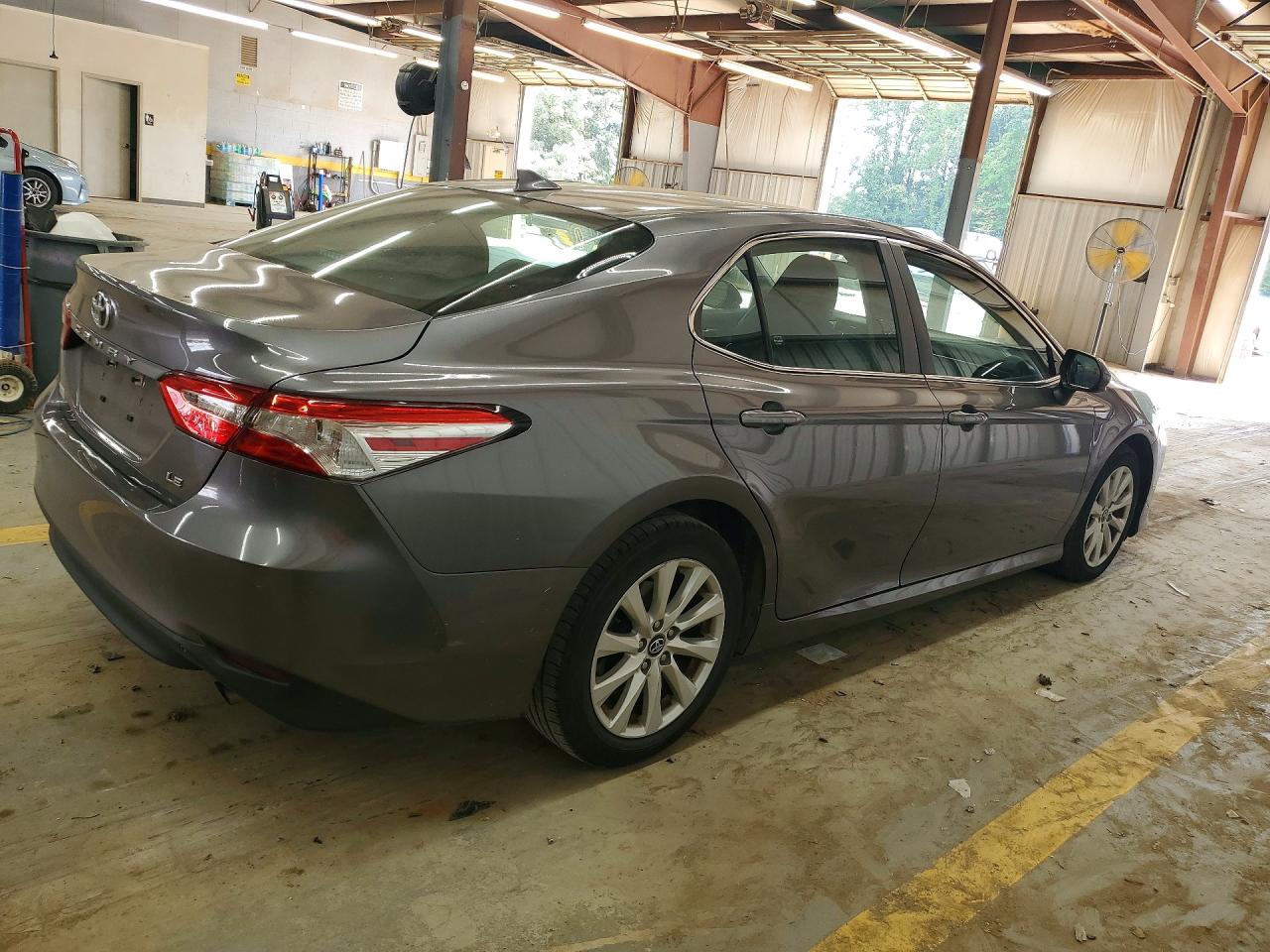 2020 TOYOTA CAMRY LE — снимка 3