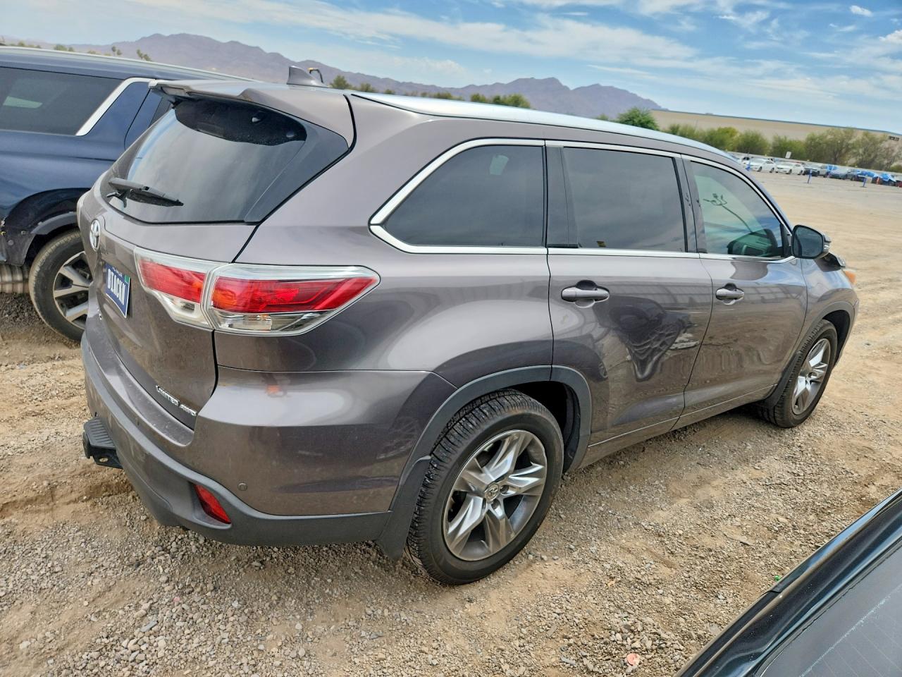2015 TOYOTA HIGHLANDER LIMITED PLATINUM — снимка 3