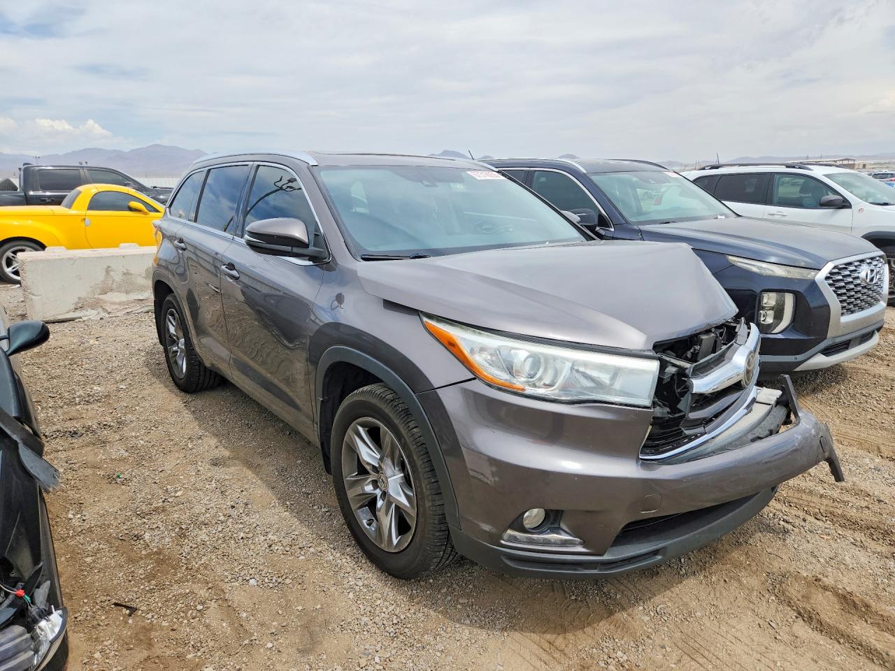 2015 TOYOTA HIGHLANDER LIMITED PLATINUM — снимка 4