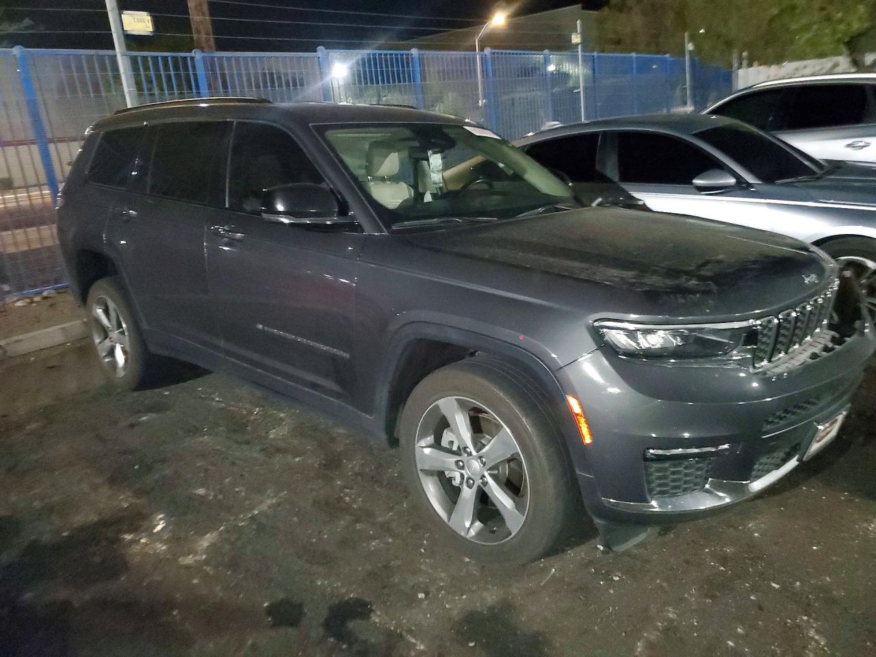 2022 JEEP GRAND CHEROKEE L LIMITED — снимка 4