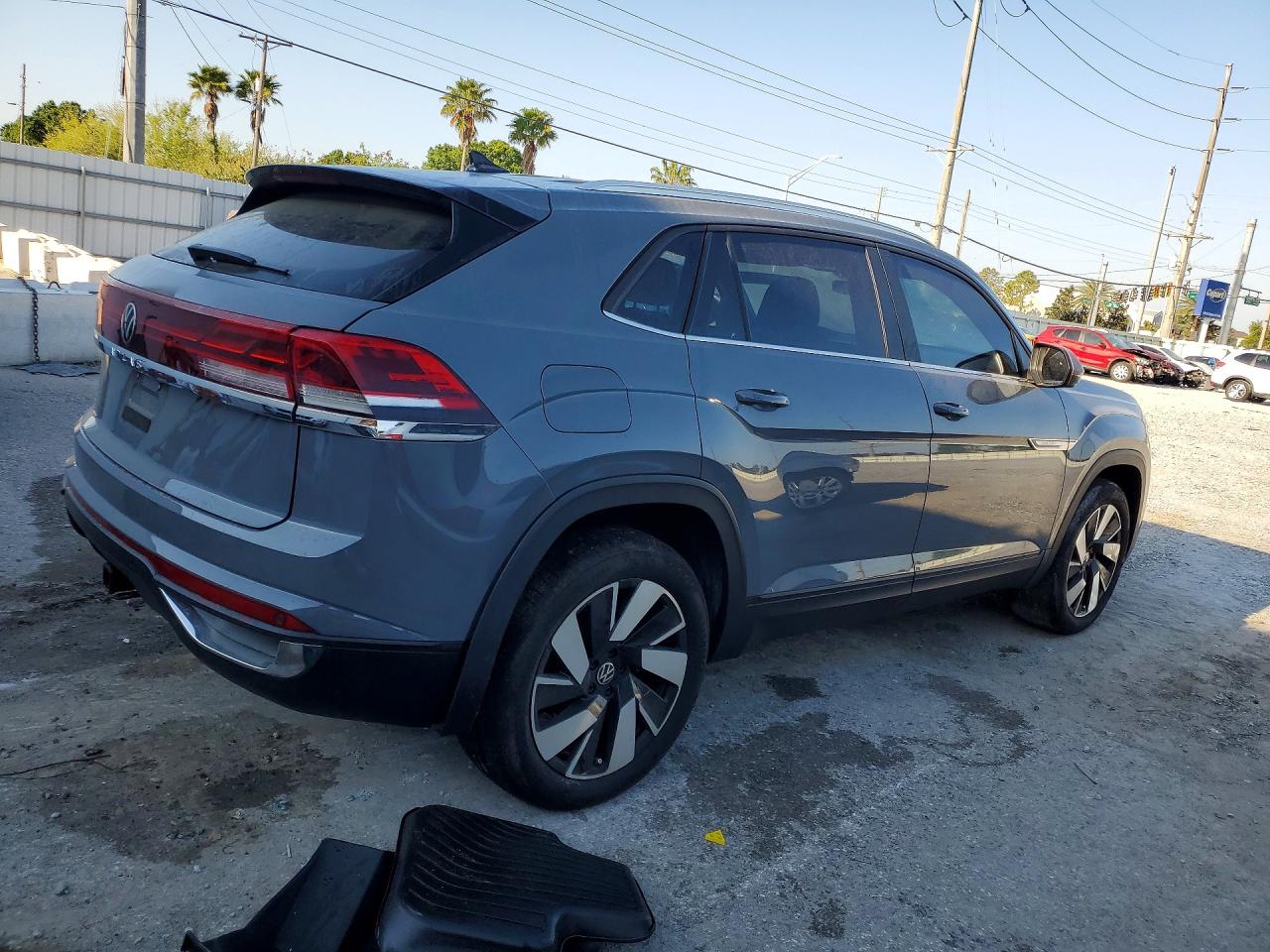 2024 VOLKSWAGEN ATLAS CROSS SPORT SE — снимка 3