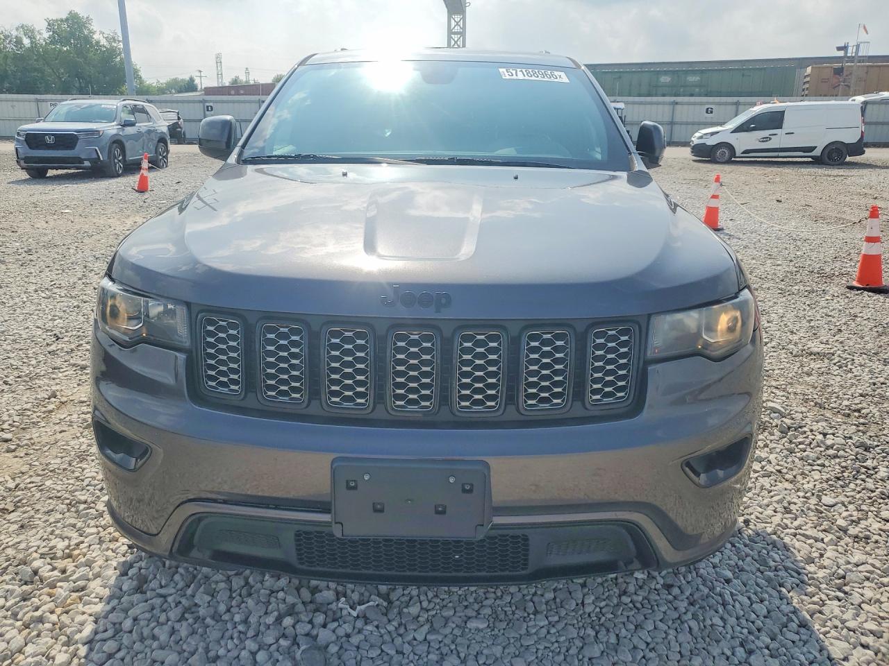 2018 JEEP GRAND CHEROKEE LAREDO — снимка 5