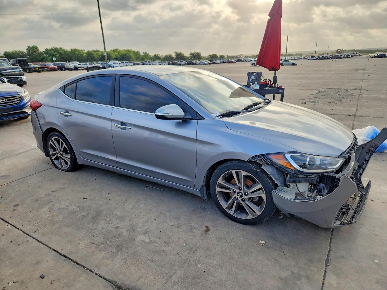 2017 HYUNDAI ELANTRA LIMITED — снимка 4