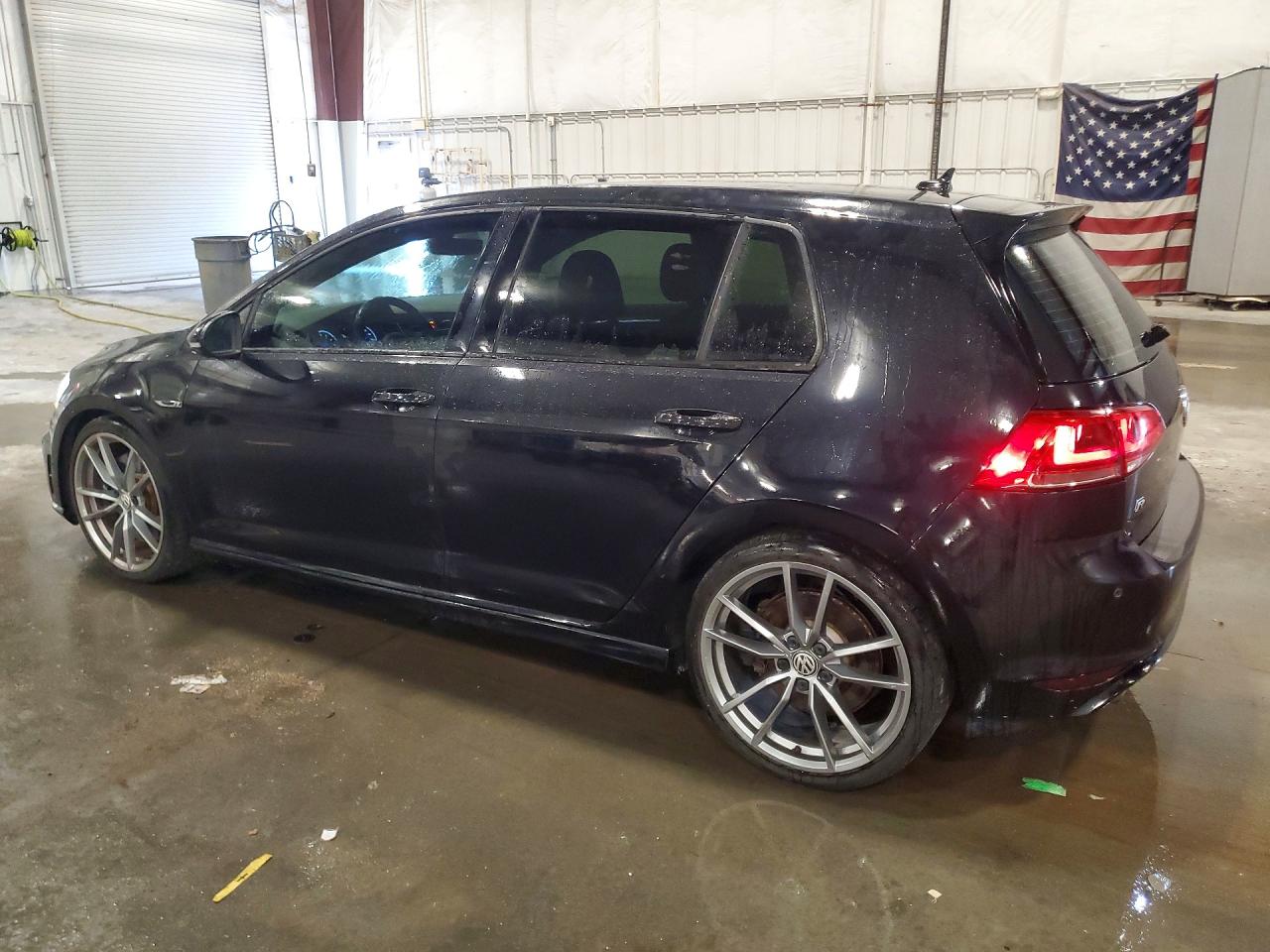 2017 VOLKSWAGEN GOLF R — снимка 2