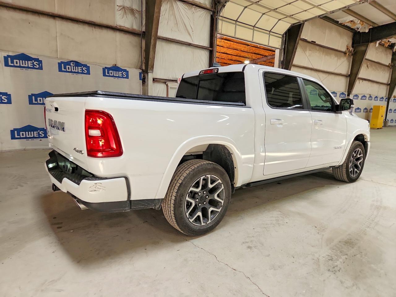 2026 RAM 1500 LARAMIE — снимка 3