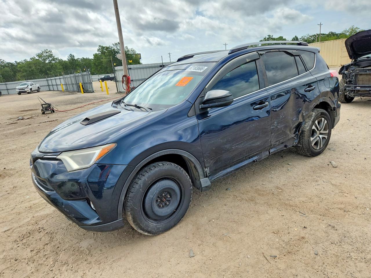 2017 TOYOTA RAV4 LE
