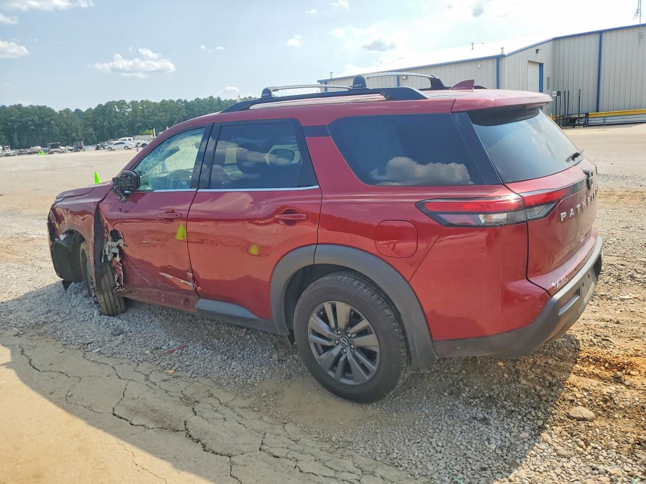 2022 NISSAN PATHFINDER SV — снимка 2