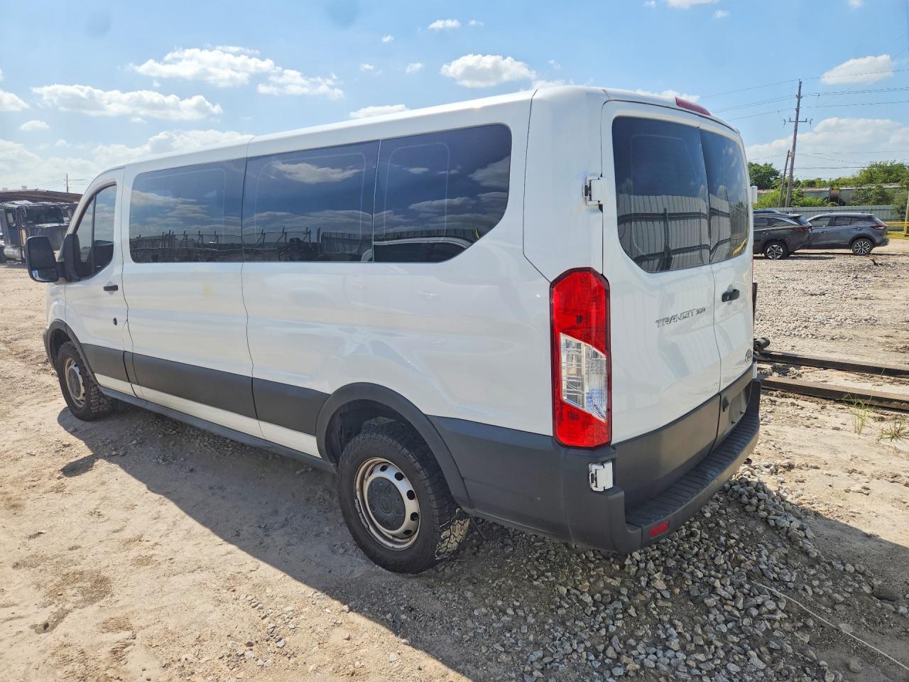 2021 FORD TRANSIT T-350 — снимка 2