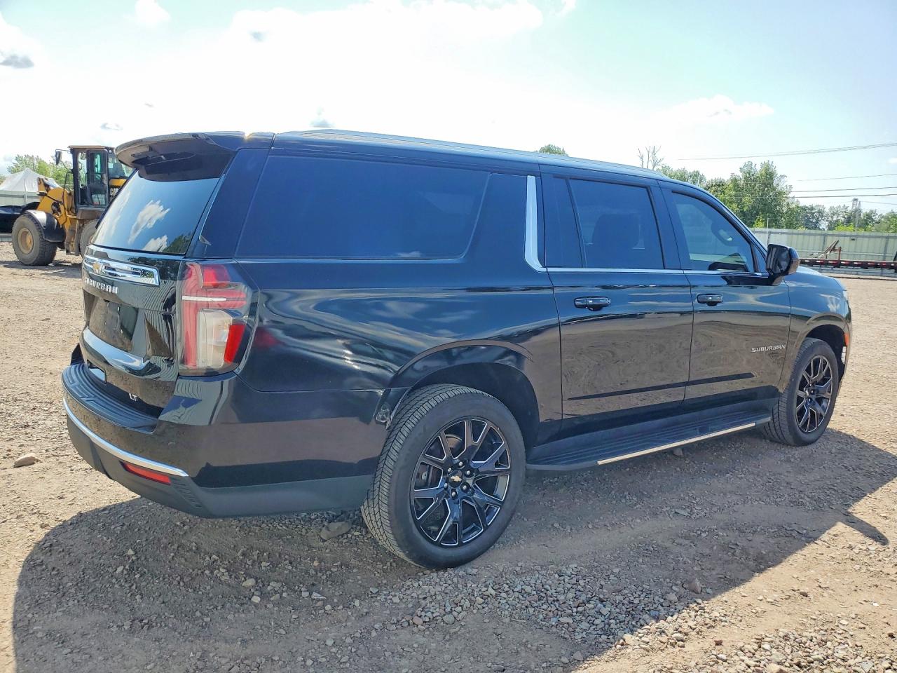 2022 CHEVROLET SUBURBAN K1500 LT — снимка 3