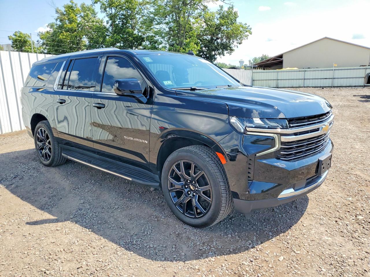 2022 CHEVROLET SUBURBAN K1500 LT — снимка 4