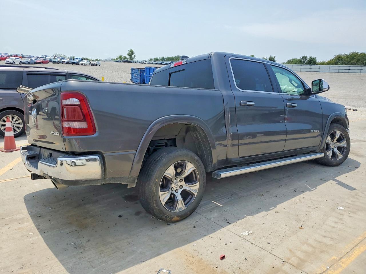 2019 RAM 1500 LARAMIE — снимка 3
