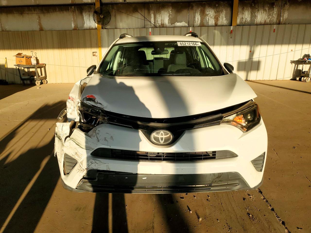 2018 TOYOTA RAV4 LE — снимка 5