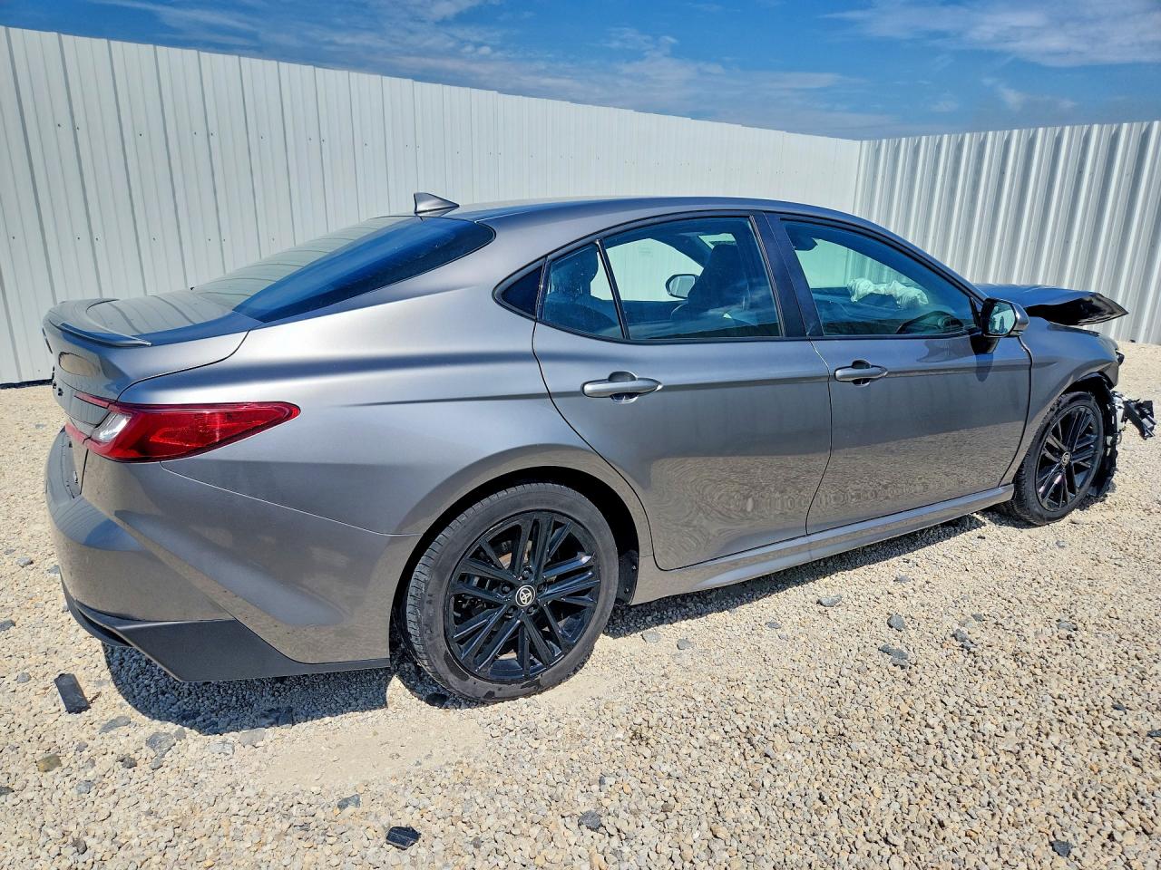 2025 TOYOTA CAMRY SE — снимка 3