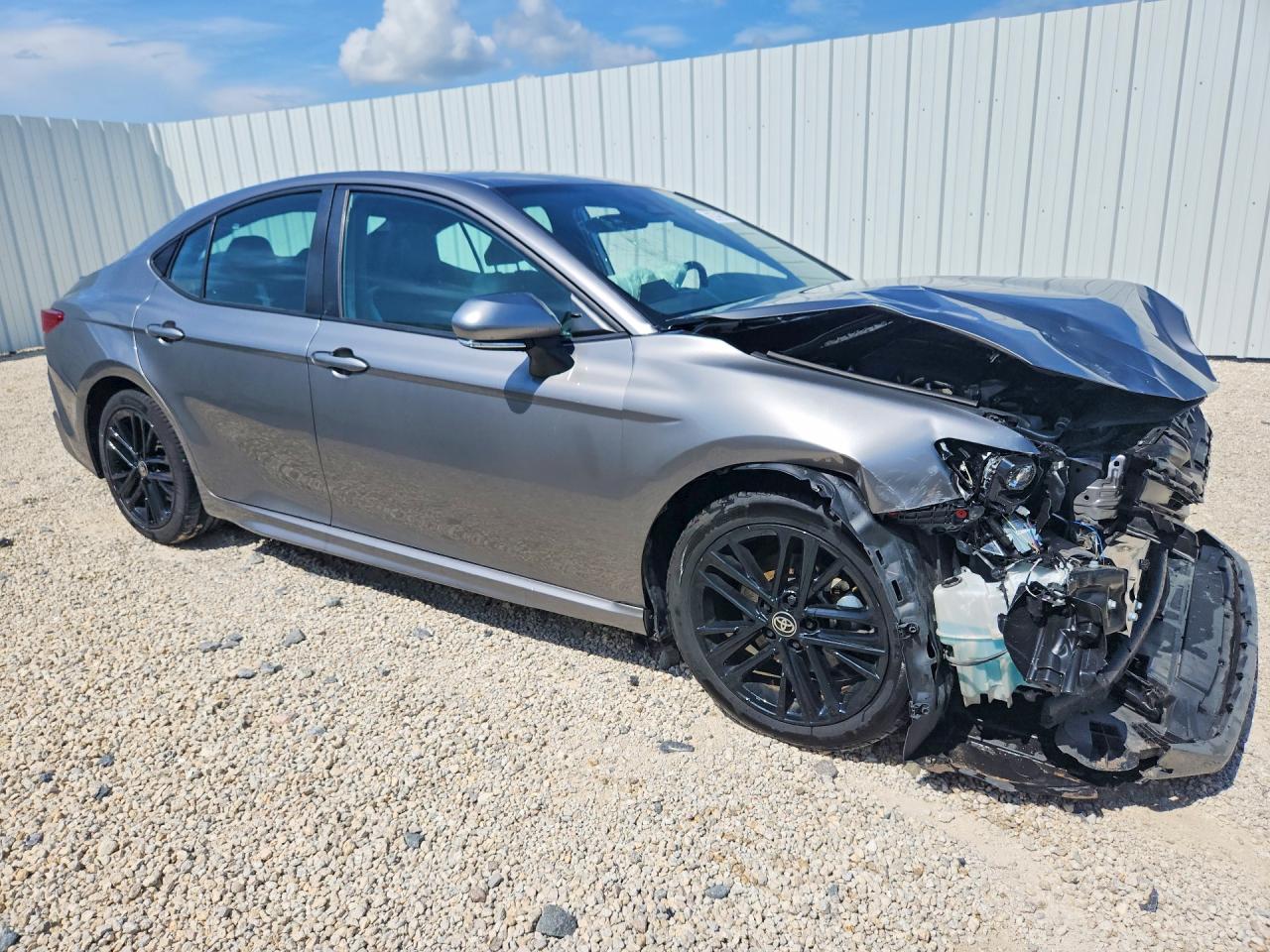 2025 TOYOTA CAMRY SE — снимка 4