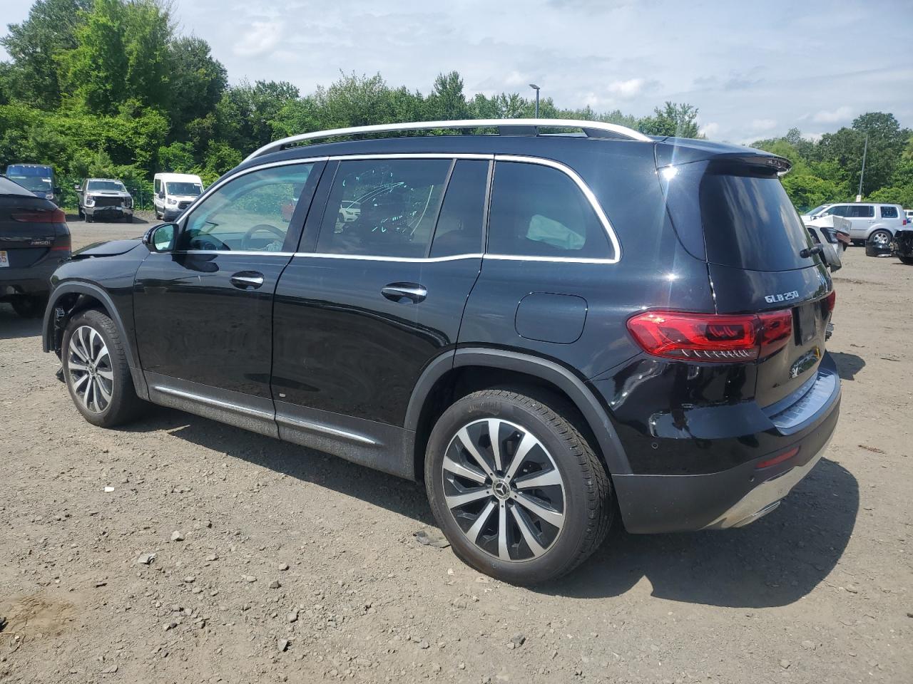2020 MERCEDES-BENZ GLB 250 4MATIC — снимка 2