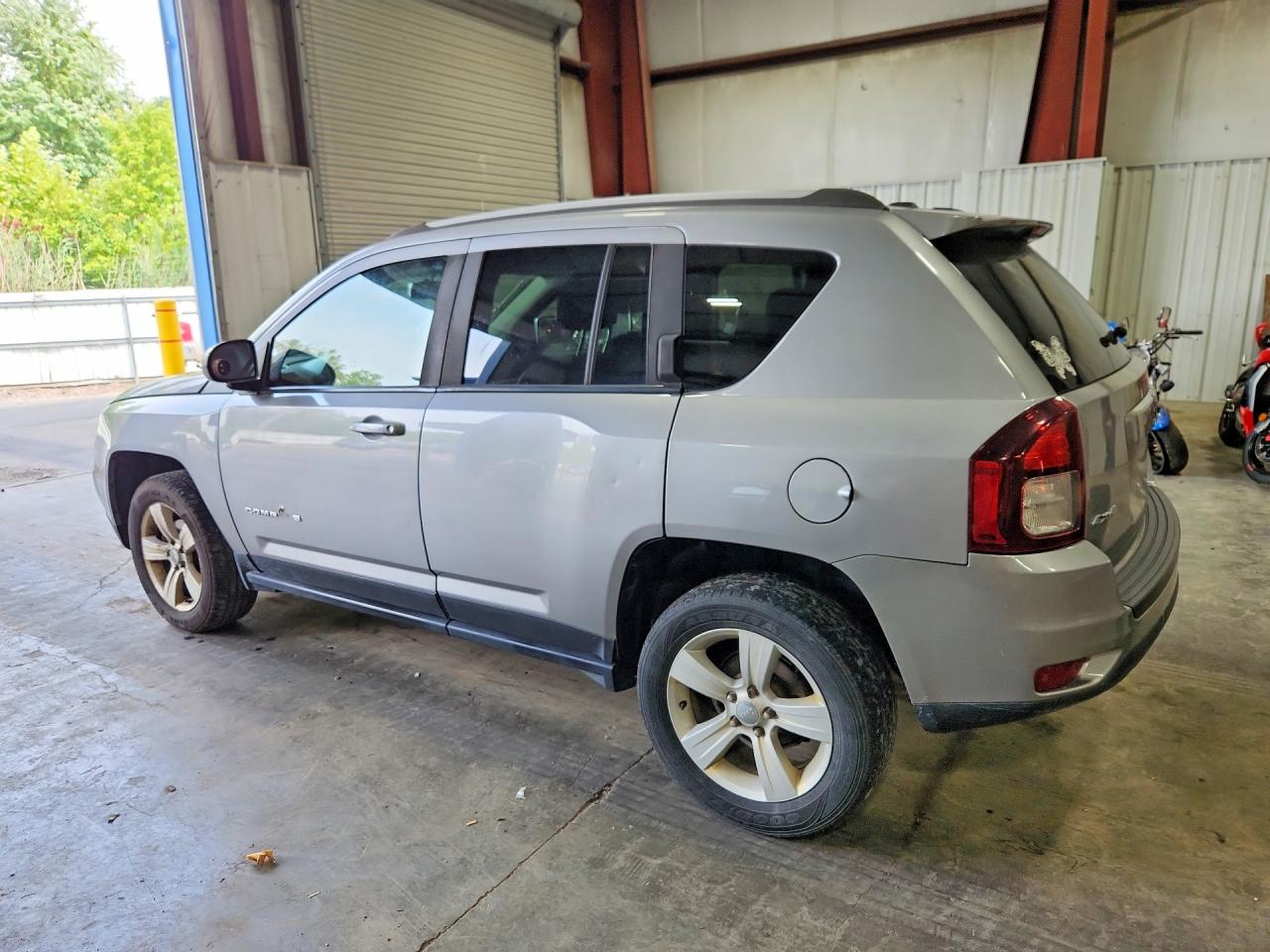 2017 JEEP COMPASS LATITUDE — снимка 2