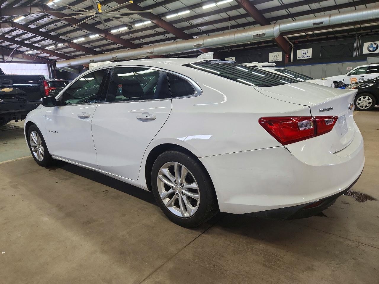 2017 CHEVROLET MALIBU LT — снимка 2
