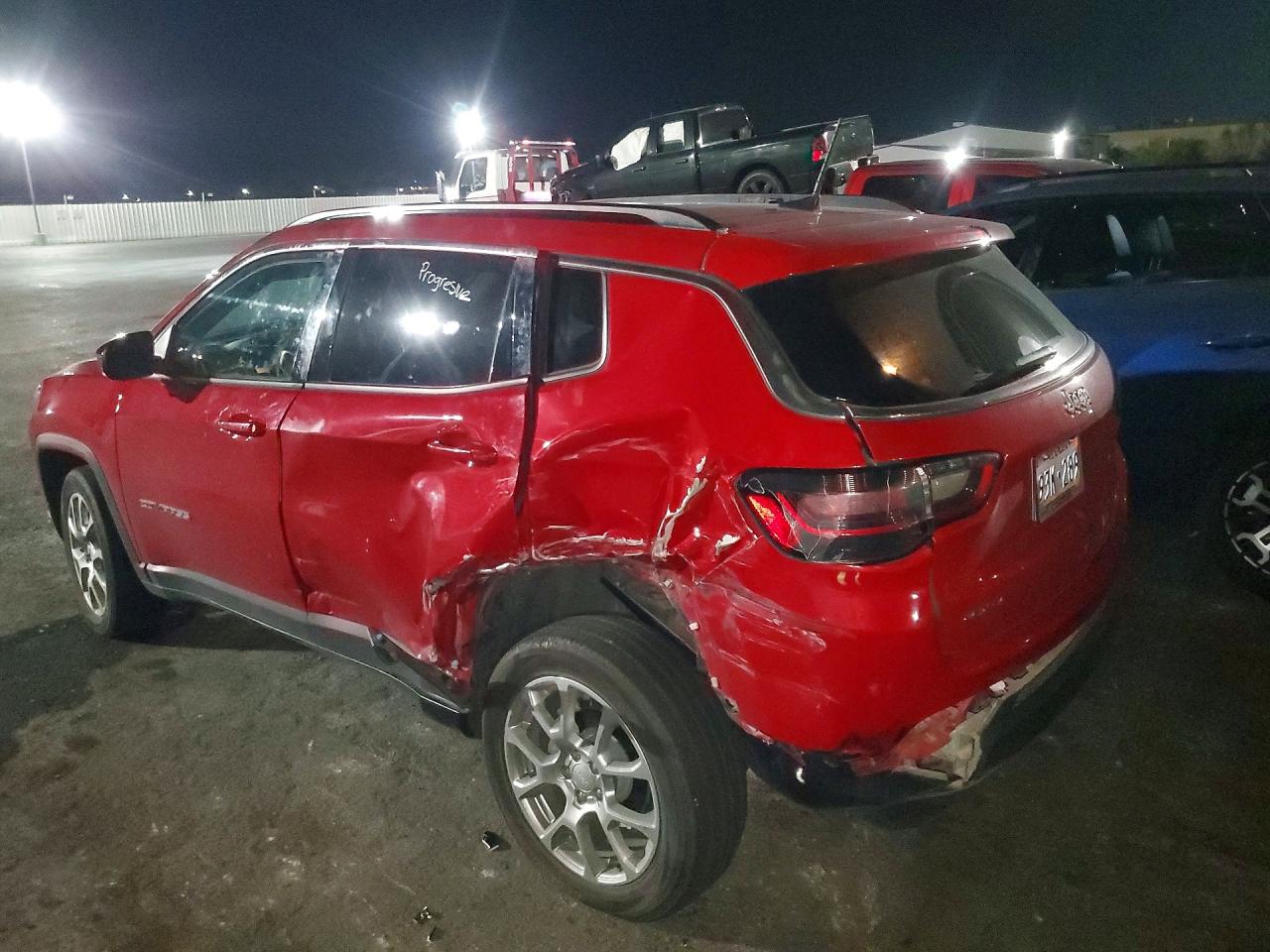 2023 JEEP COMPASS LATITUDE LUX — снимка 2