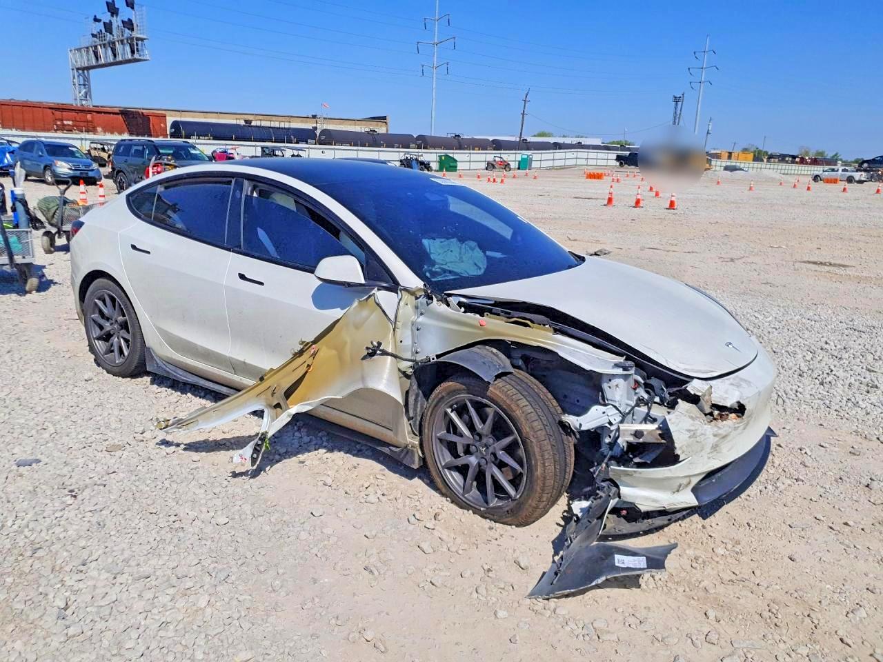 2023 TESLA MODEL 3 — снимка 4