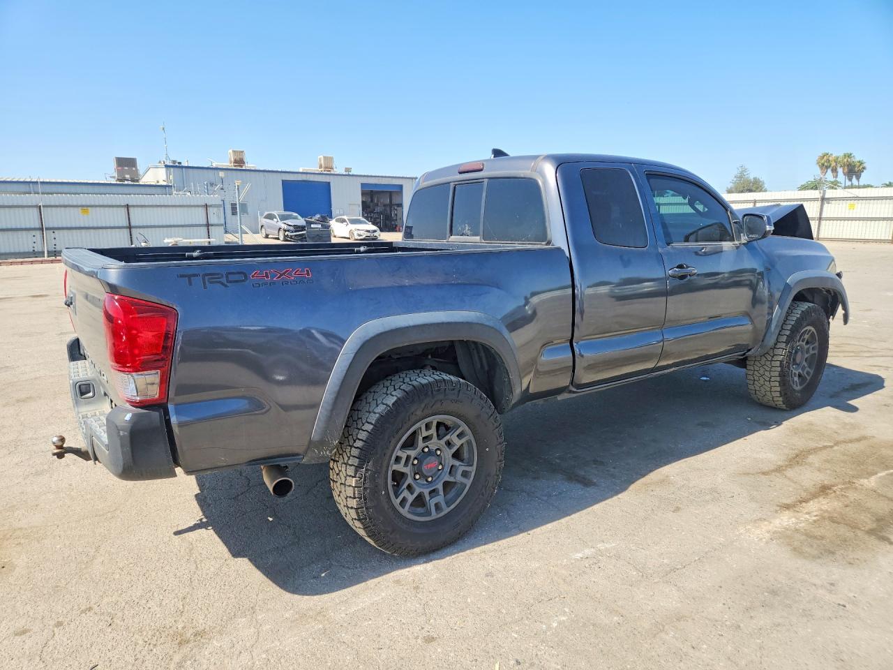 2017 TOYOTA TACOMA TRD OFF-ROAD — снимка 3