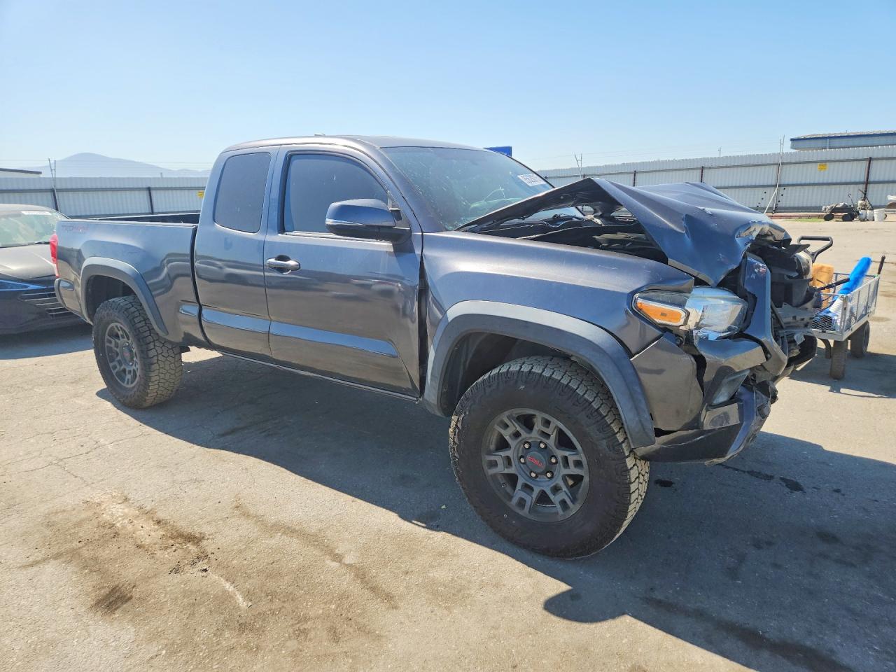 2017 TOYOTA TACOMA TRD OFF-ROAD — снимка 4
