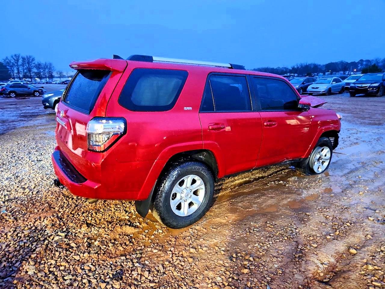 2023 TOYOTA 4RUNNER SR5 — снимка 3
