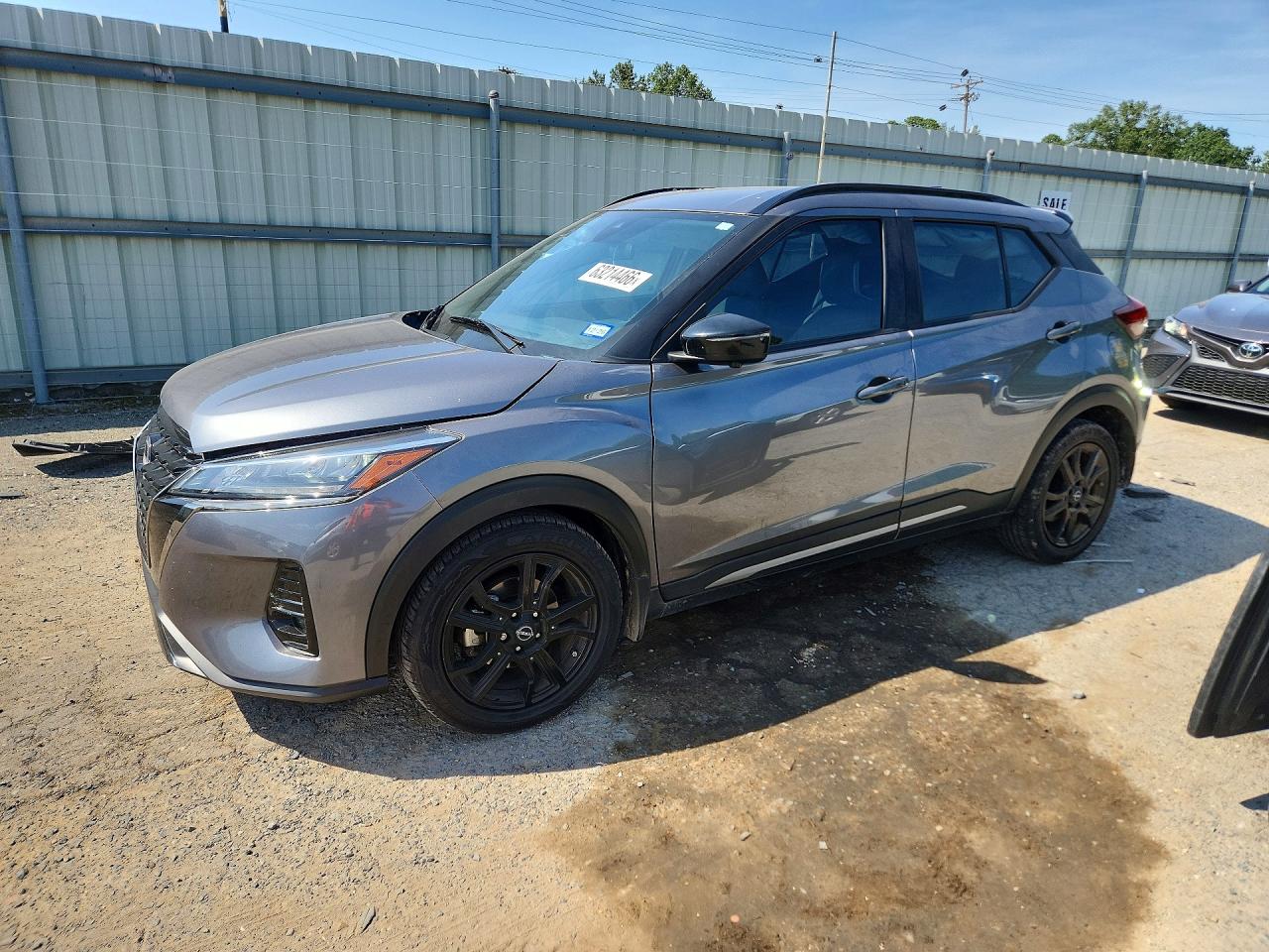 2024 NISSAN KICKS SR