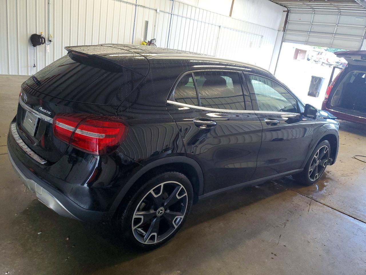 2018 MERCEDES-BENZ GLA 250 4MATIC — снимка 3