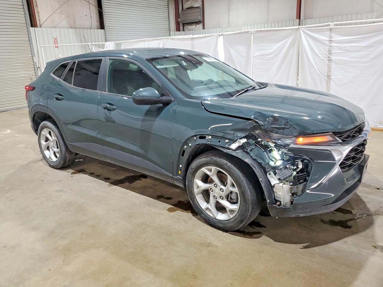 2025 CHEVROLET TRAX LS — снимка 4