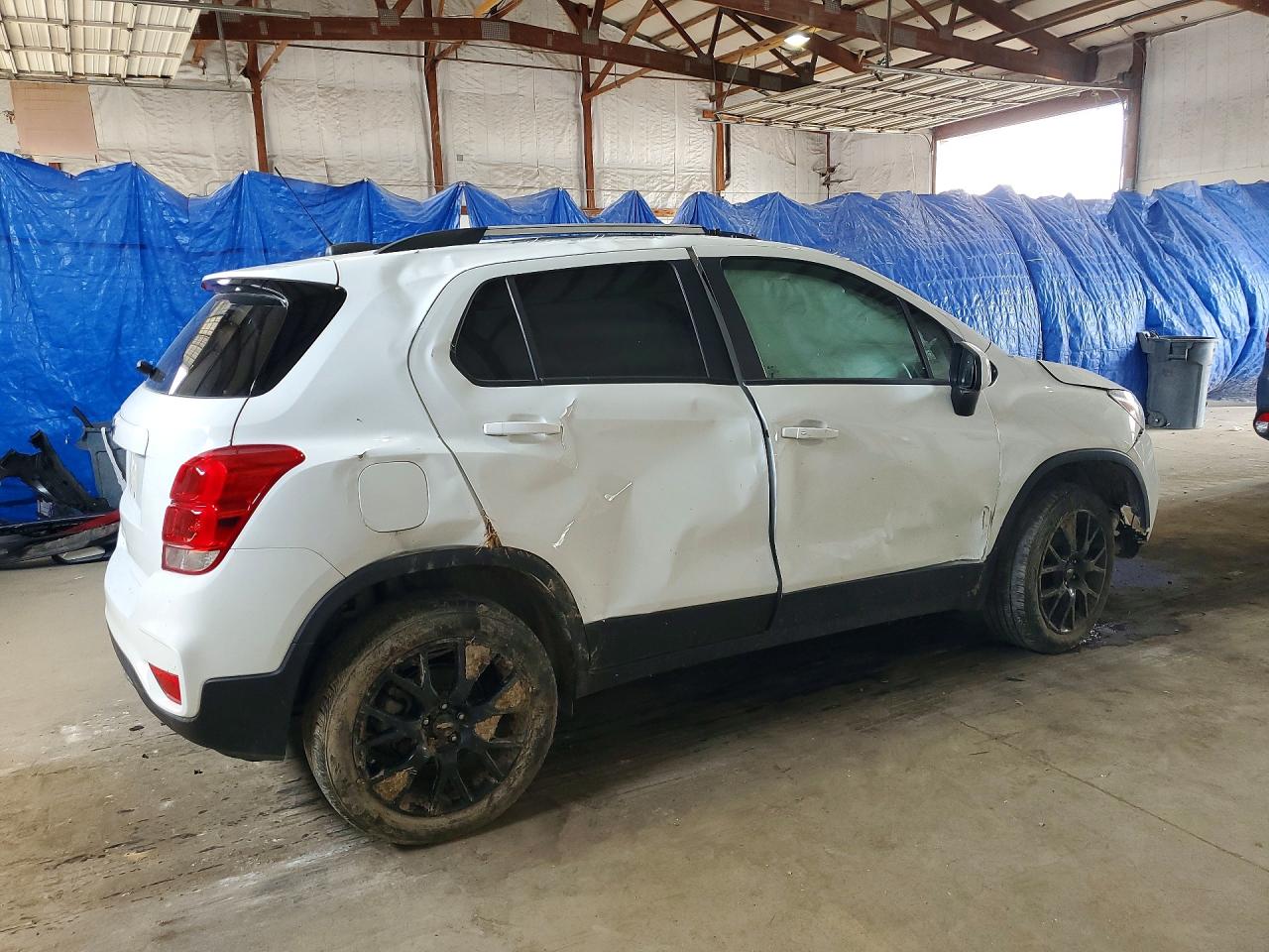 2022 CHEVROLET TRAX 1LT — снимка 3