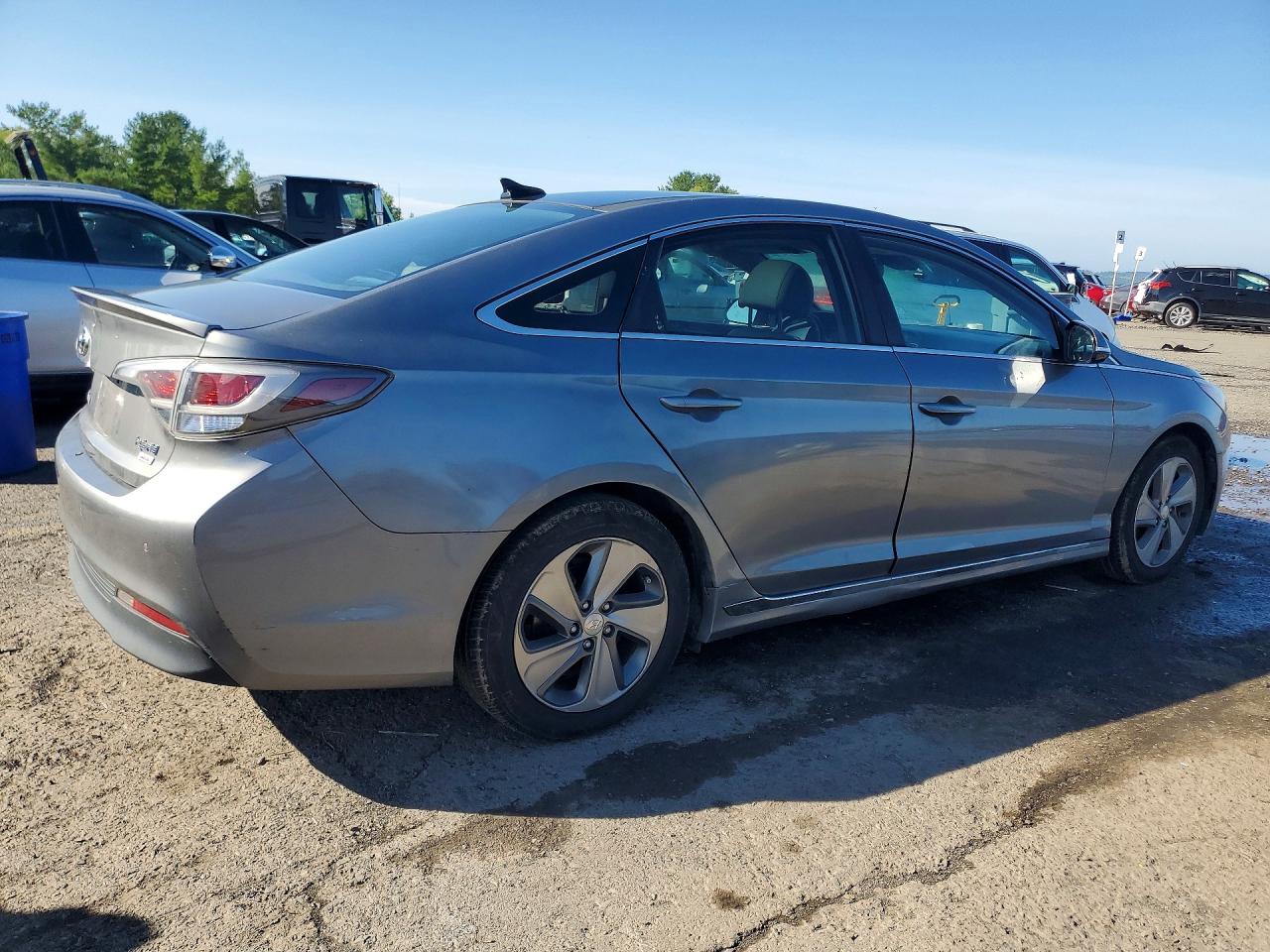 2017 HYUNDAI SONATA HYBRID LIMITED — снимка 3