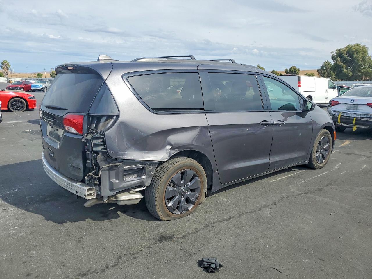 2020 CHRYSLER PACIFICA HYBRID LIMITED — снимка 3