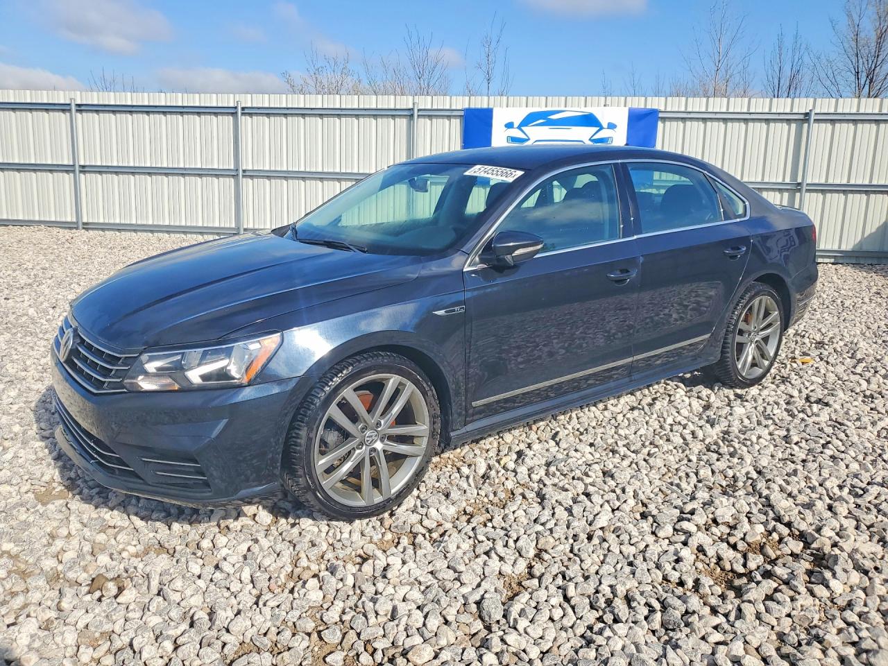 2017 VOLKSWAGEN PASSAT R-LINE