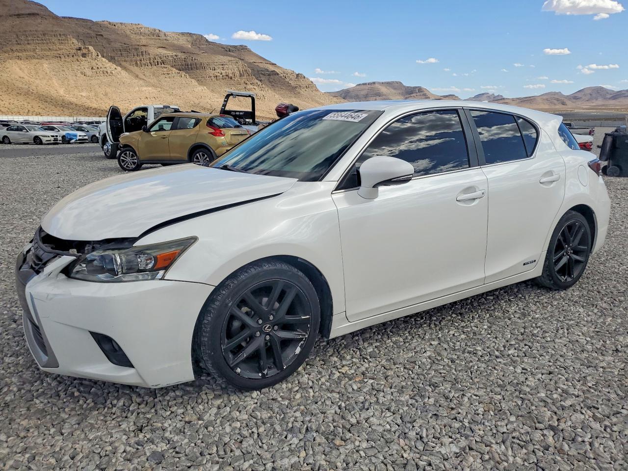 2015 LEXUS CT 200