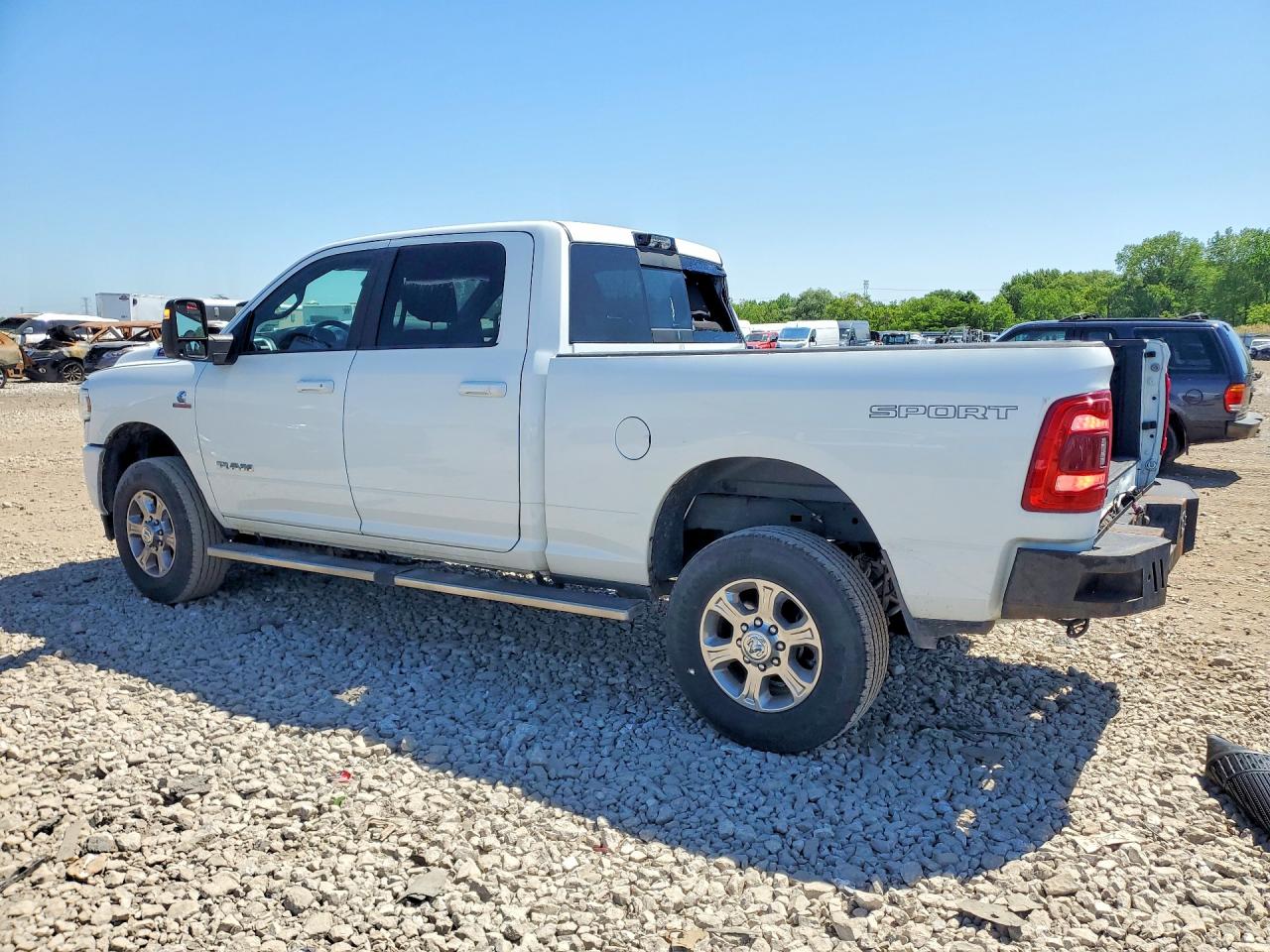 2024 RAM 2500 BIG HORN — снимка 2