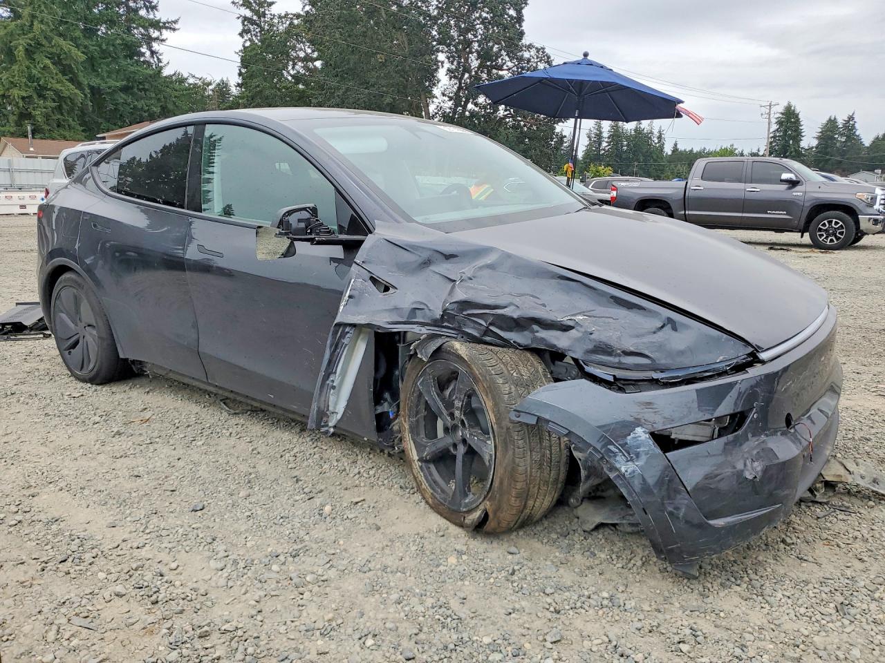 2026 TESLA MODEL Y — снимка 4
