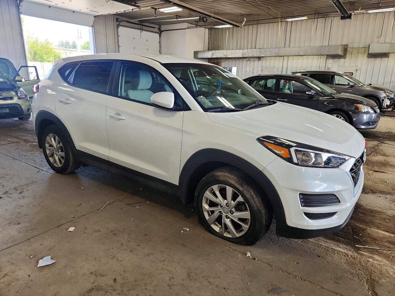 2021 HYUNDAI TUCSON SE — снимка 4