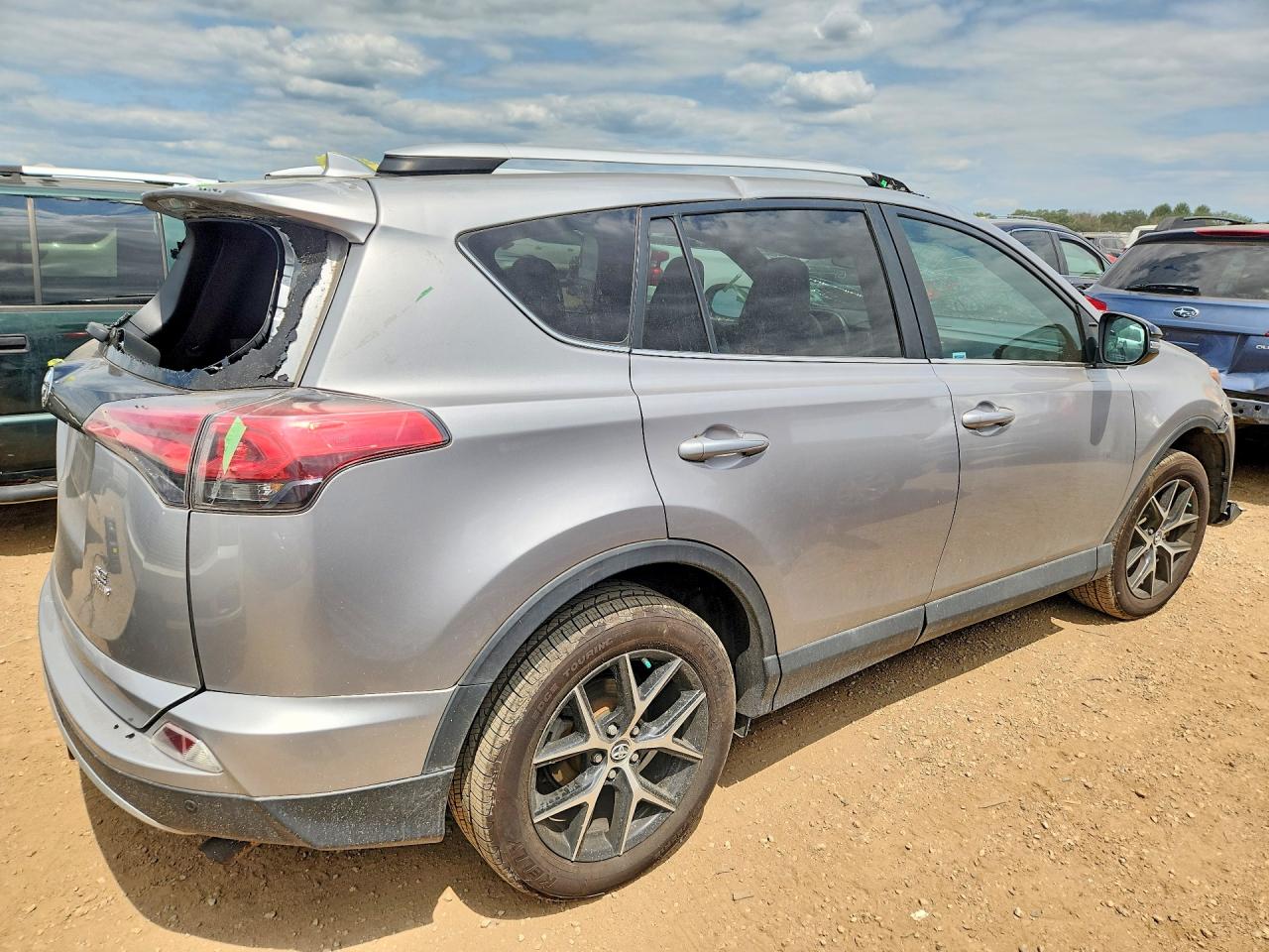 2016 TOYOTA RAV4 SE — снимка 3