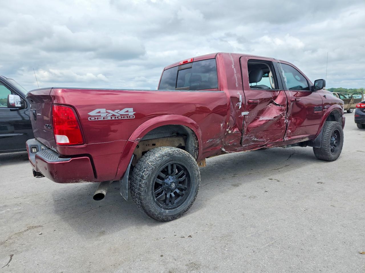 2017 RAM 2500 SLT — снимка 3