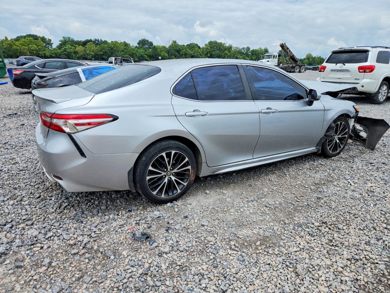 2018 TOYOTA CAMRY SE — снимка 3