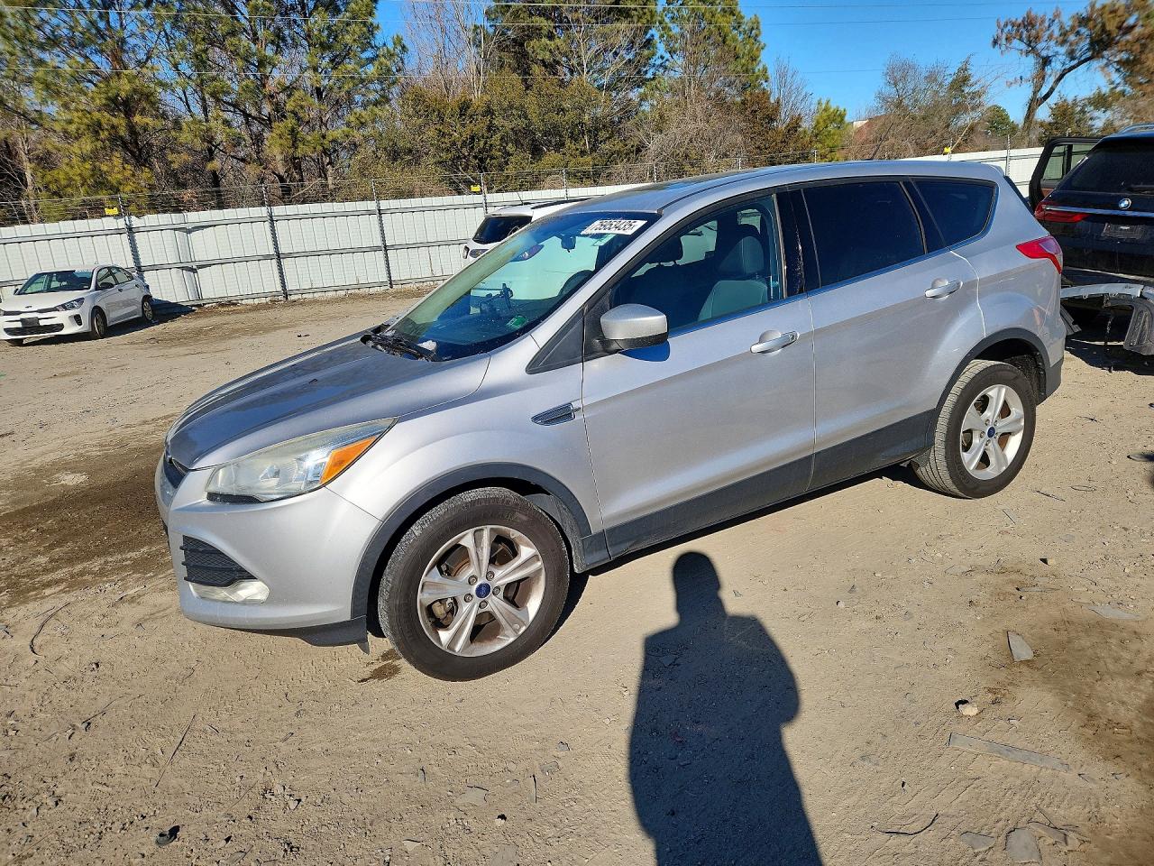 2016 FORD ESCAPE SE