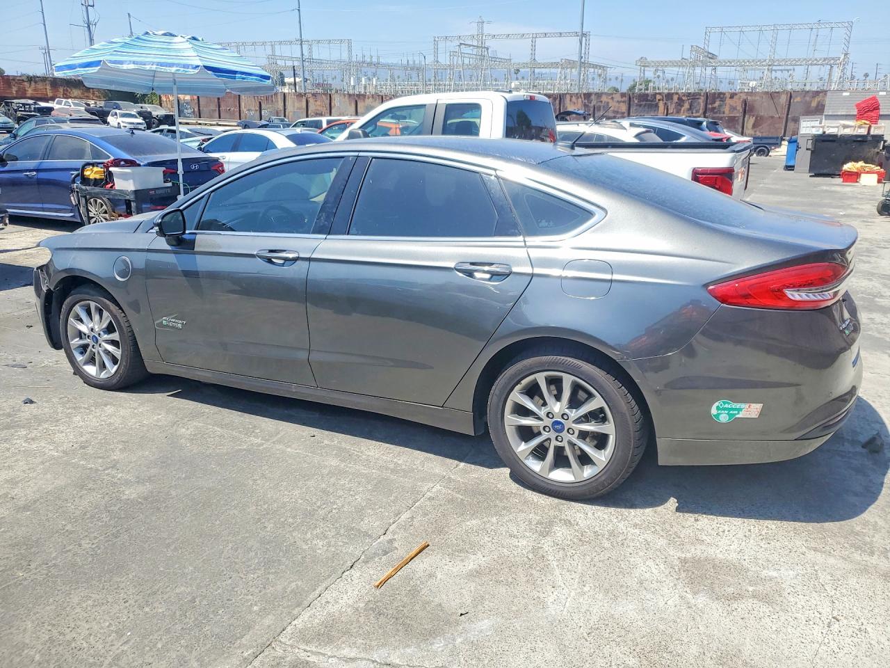 2017 FORD FUSION SE PHEV — снимка 2