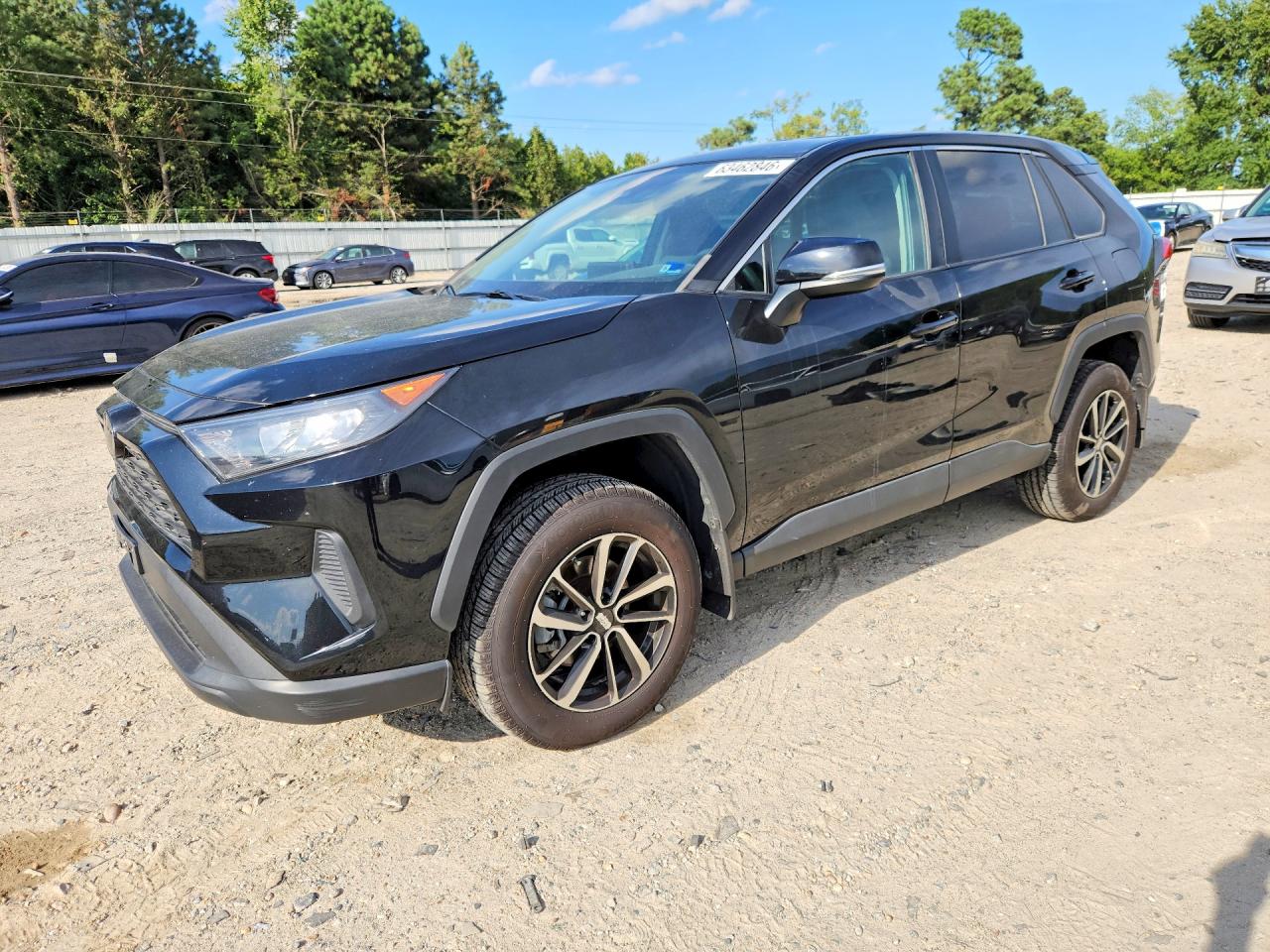 2022 TOYOTA RAV4 LE