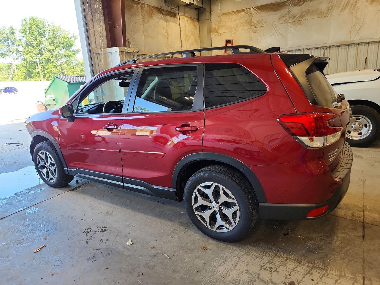 2024 SUBARU FORESTER PREMIUM — снимка 2