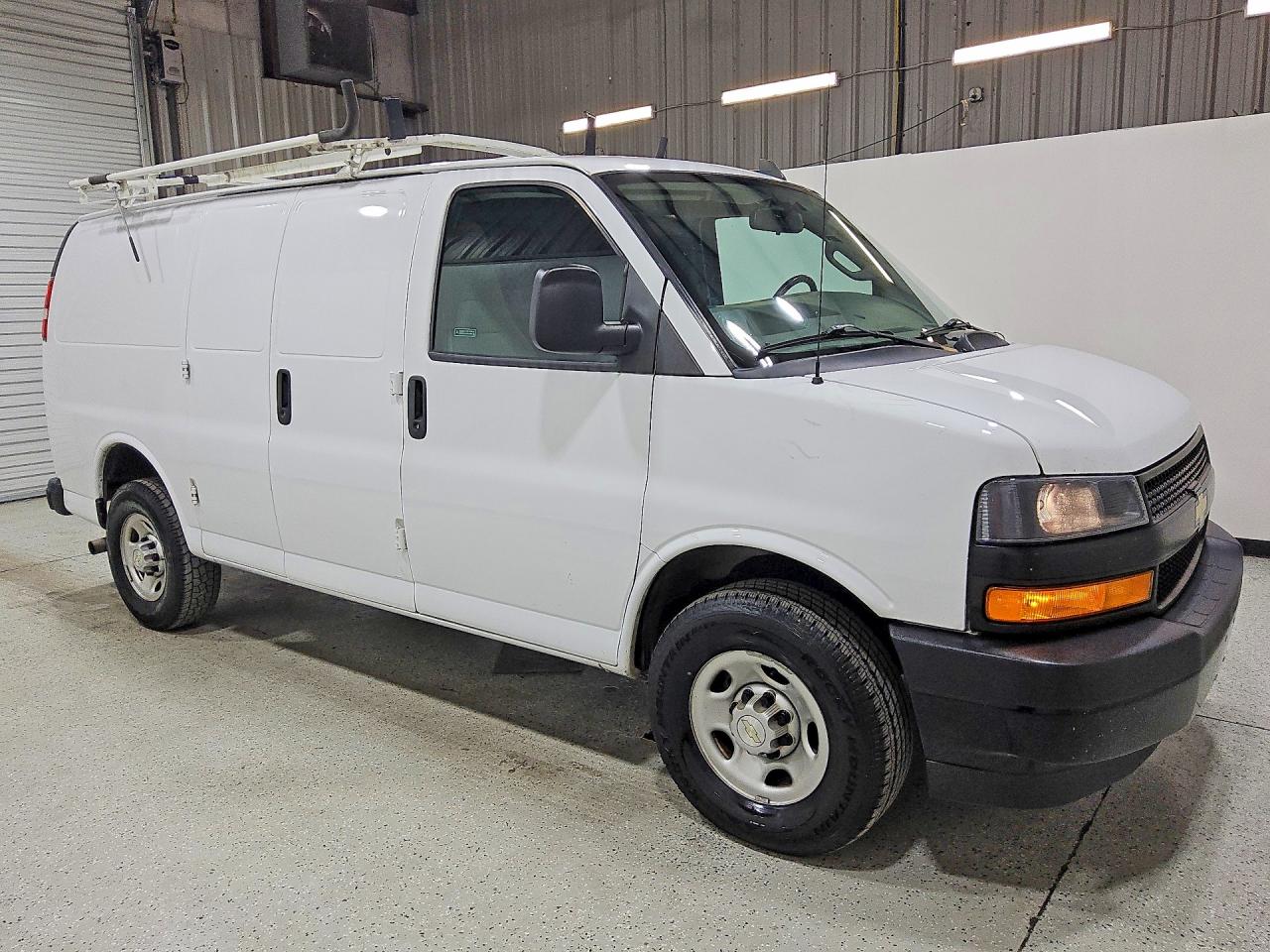 2022 CHEVROLET EXPRESS G2500 — снимка 4