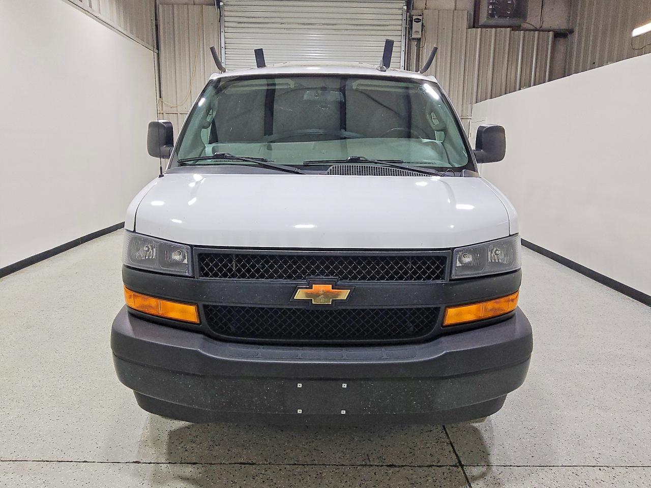 2022 CHEVROLET EXPRESS G2500 — снимка 5