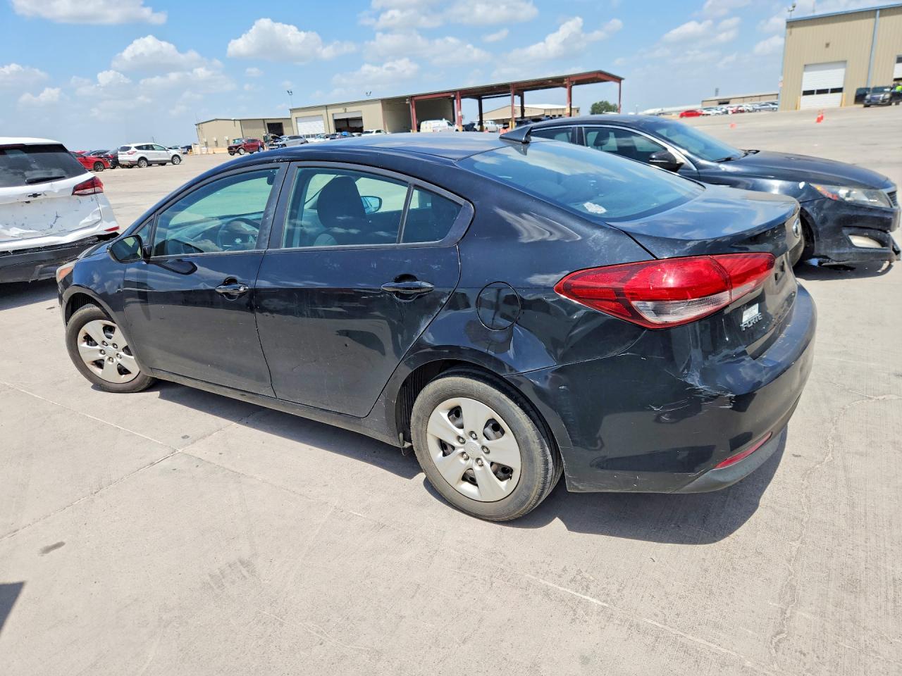 2017 KIA FORTE LX — снимка 2