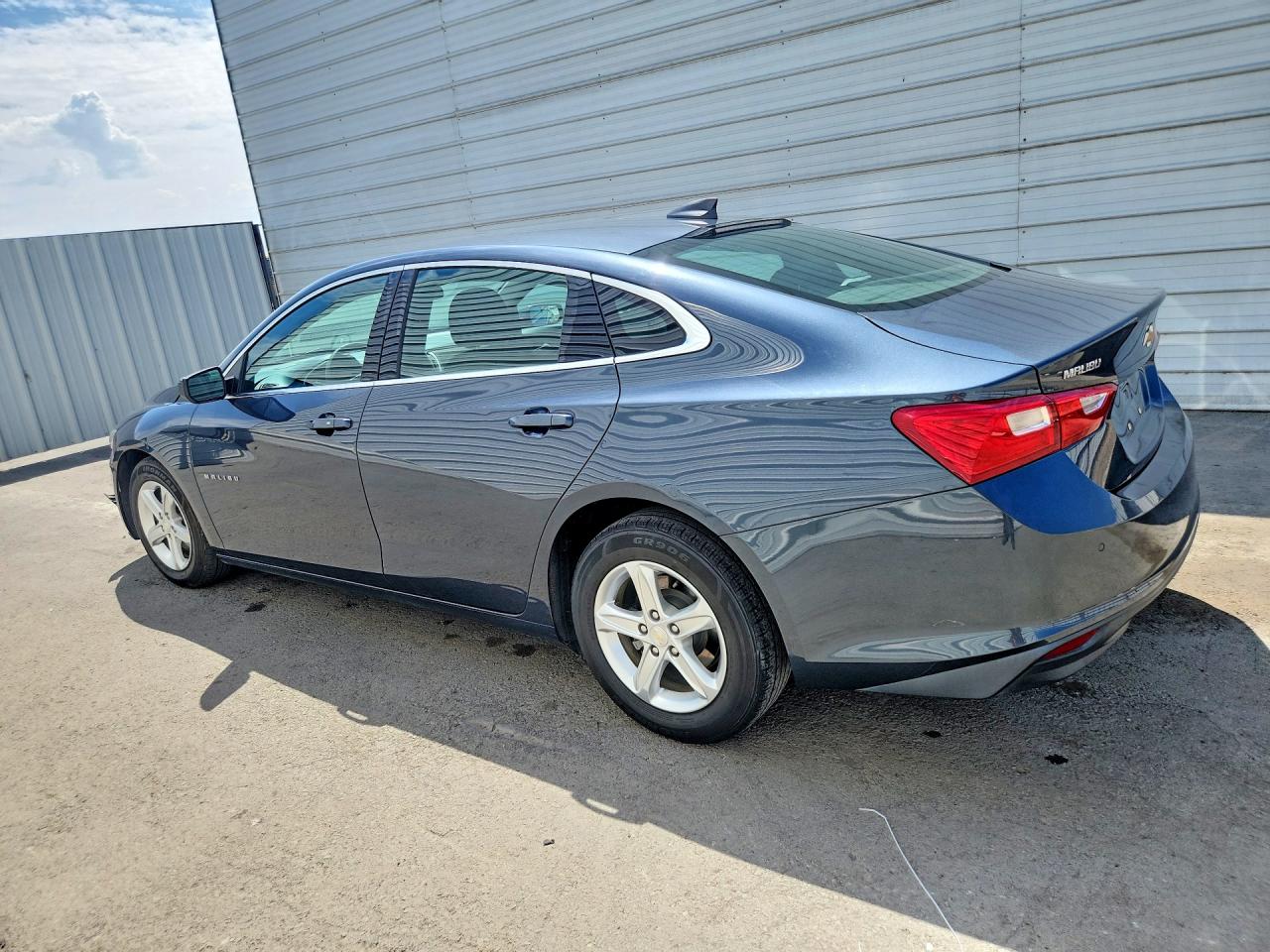 2021 CHEVROLET MALIBU LS — снимка 2